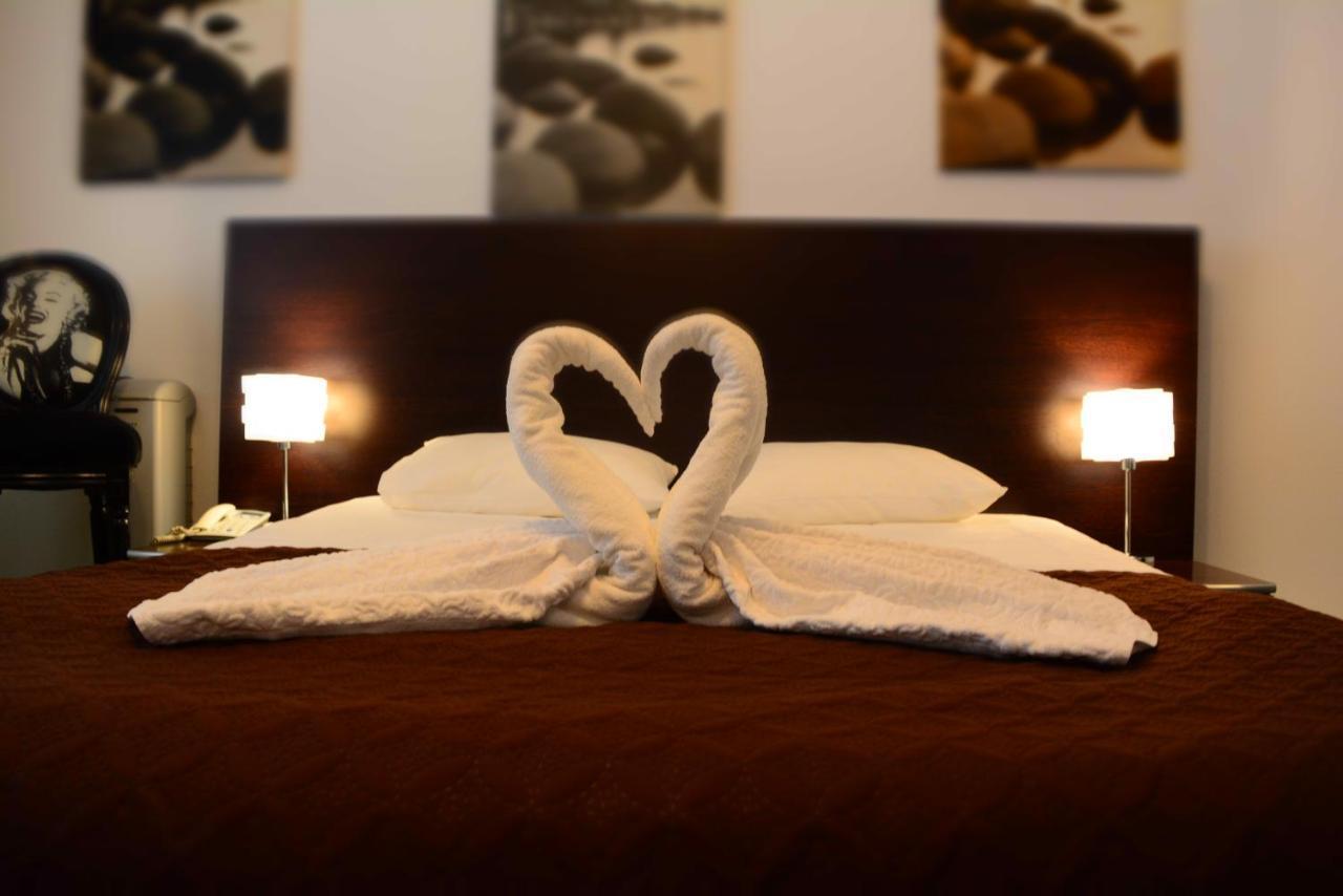 Motel Anghel Galaţi Buitenkant foto