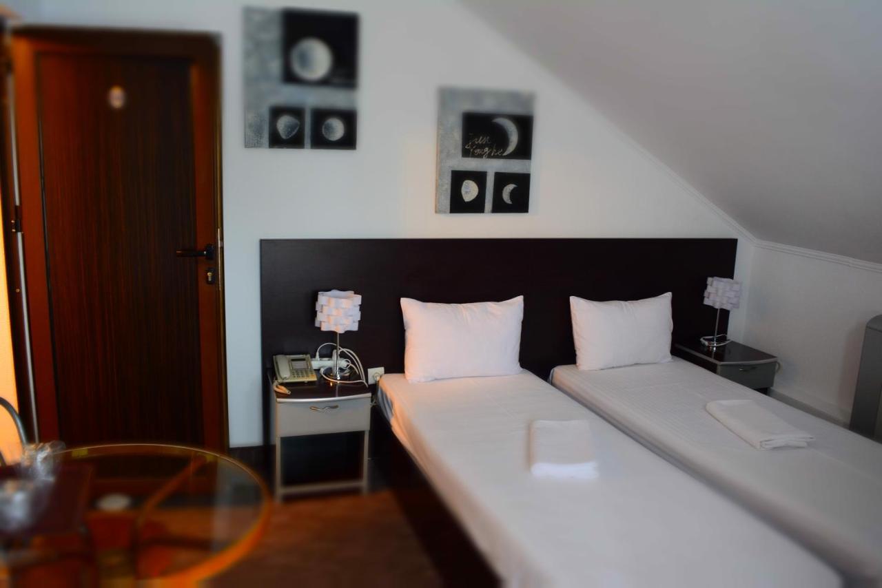 Motel Anghel Galaţi Buitenkant foto